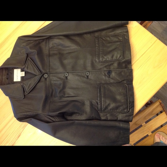 Leather jacket - Picture 4 of 8